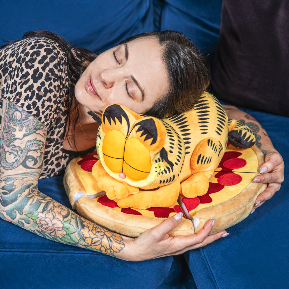 Garfield Pizza Nap Time 16” Plush Set (PRE-ORDER) - Kidrobot
