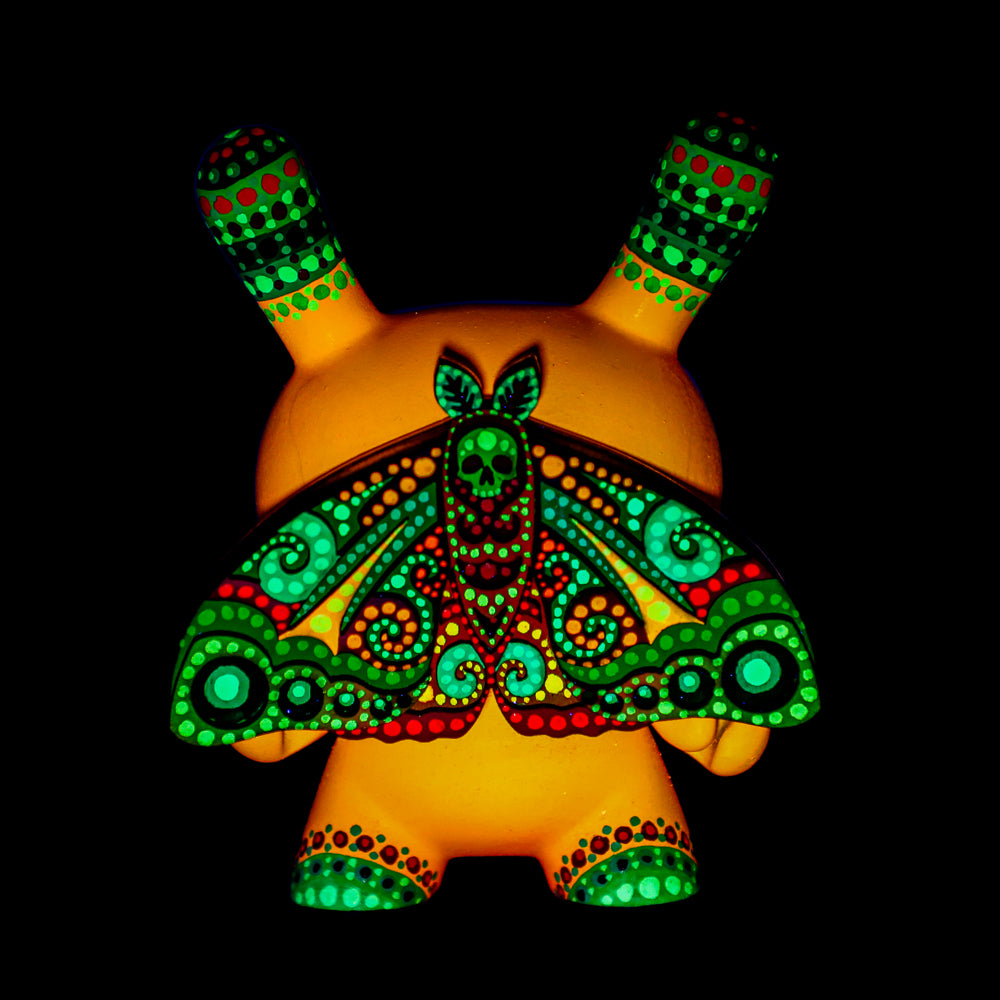 Flamboyant by MP Gautheron: Glitzy Moth Deux 5" Custom Dunny (25/37) - Kidrobot