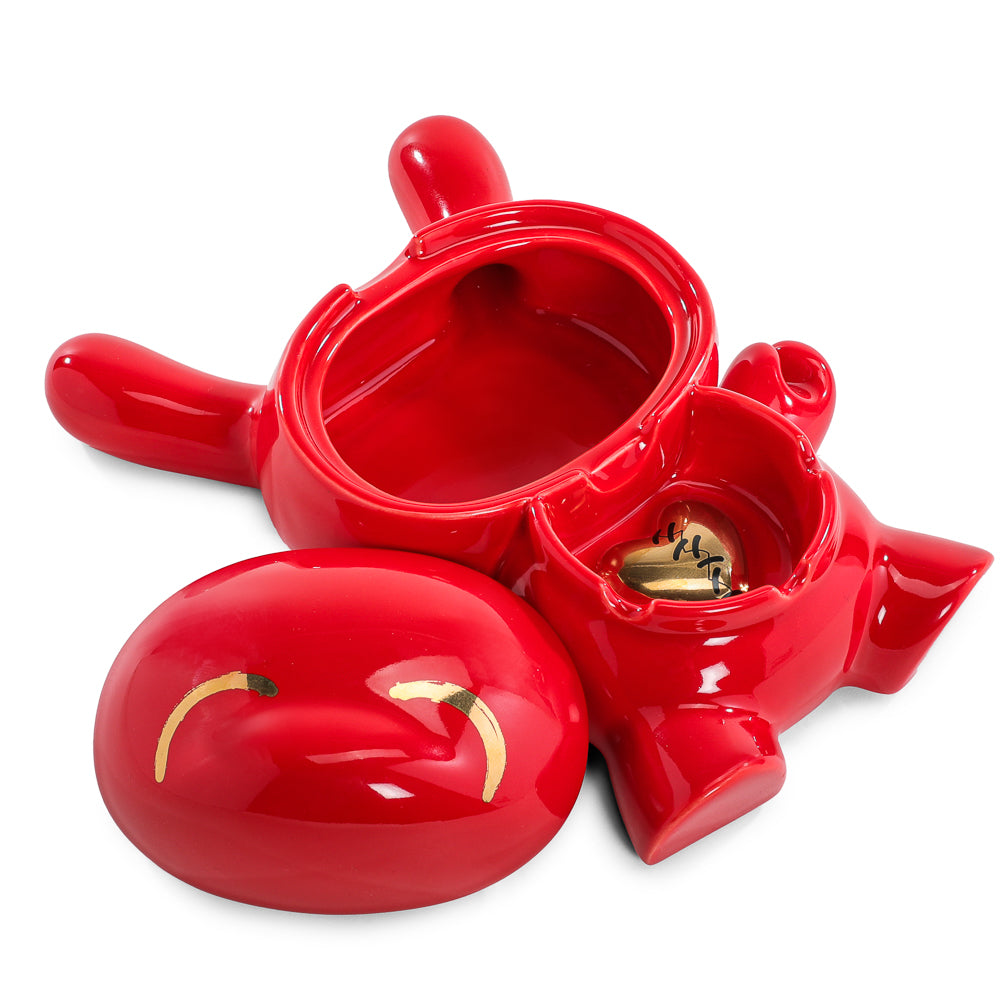 L.I.E. (LOVE ISN’T EASY) Dunny Ceramic Ashtray: BLAZE Edition - Kidrobot