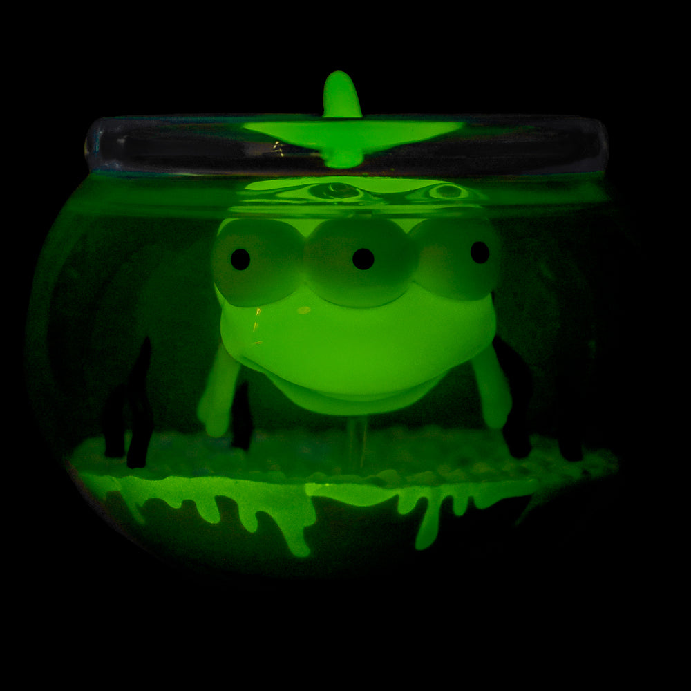 The Simpsons - Blinky in Fish Bowl 5.5” Glow-in-the-Dark Vinyl Art Figure (Radioactive Edition) - Kidrobot.com Exclusive