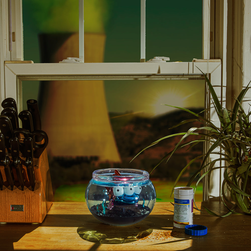 The Simpsons - Blinky in Fish Bowl 5.5” Vinyl Art Figure (Nuclear Electroplate Edition) - NYCC 2025 Debut - Kidrobot