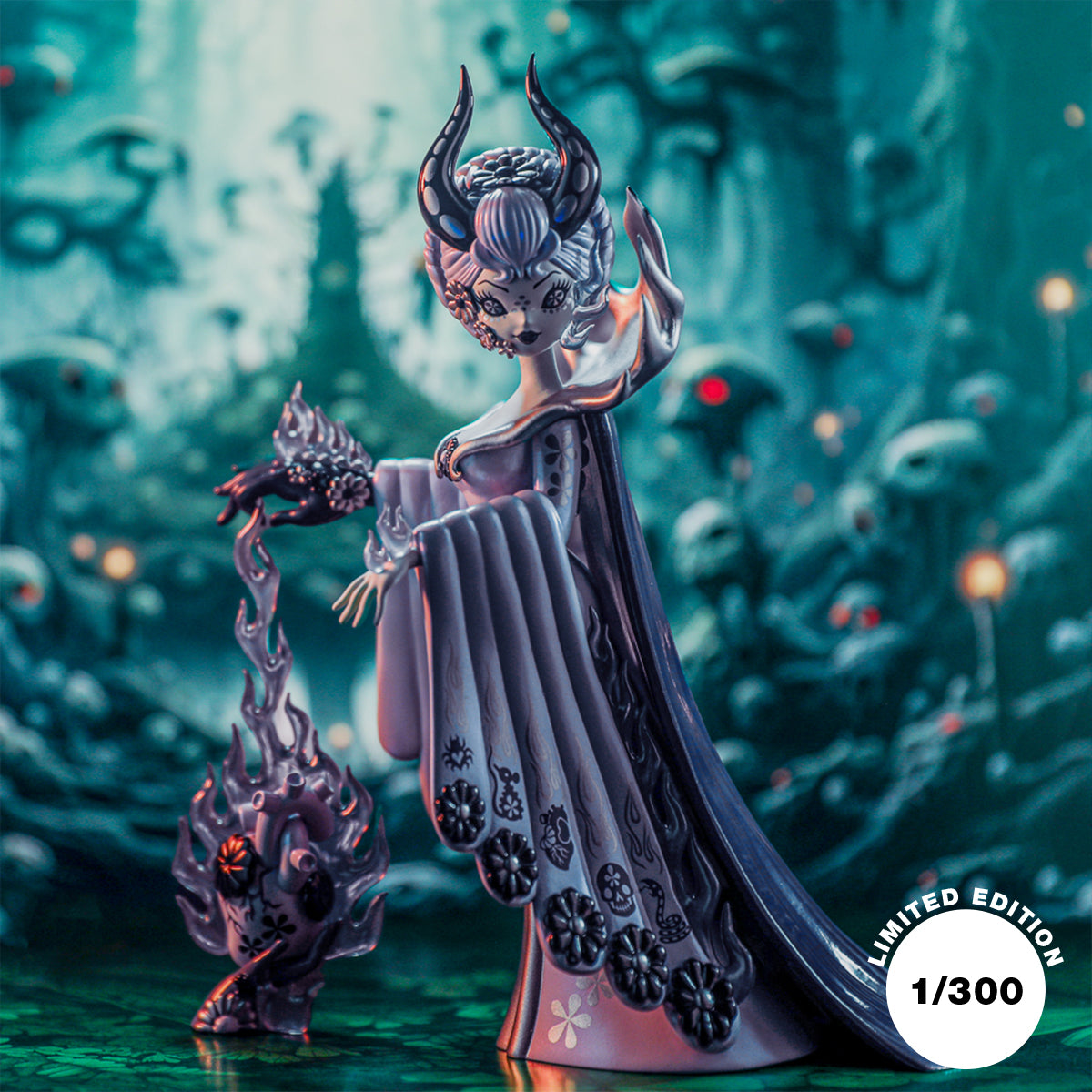 BLACK FRIDAY! Witch Queen 8" Vinyl Art Figure by Junko Mizuno - Violet Edition (Limited to 300) (PRE-ORDER) - Kidrobot