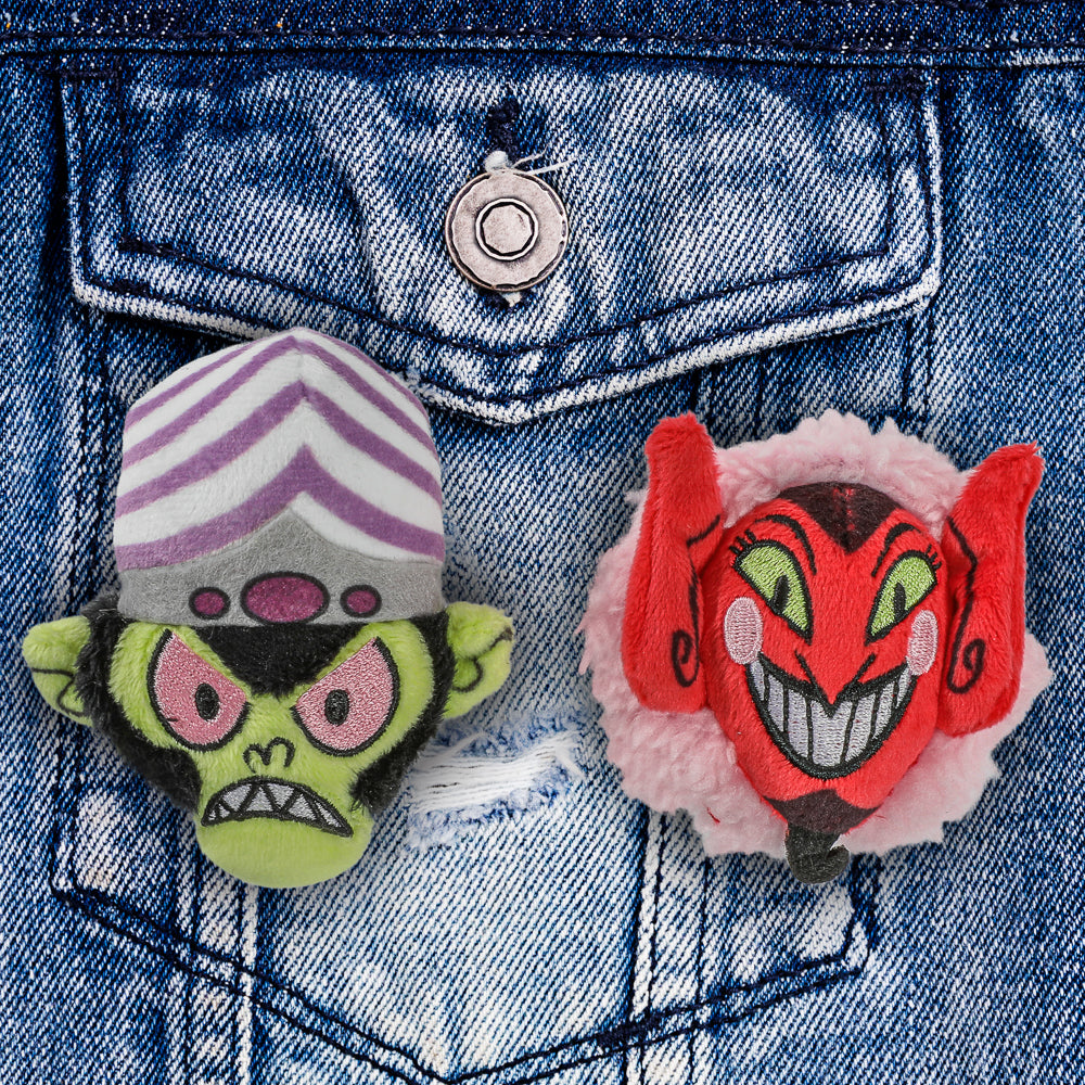 Limited-edition Powerpuff Girls plush pins featuring Mojo Jojo and Him, collectible 2-pack with detailed character designs.