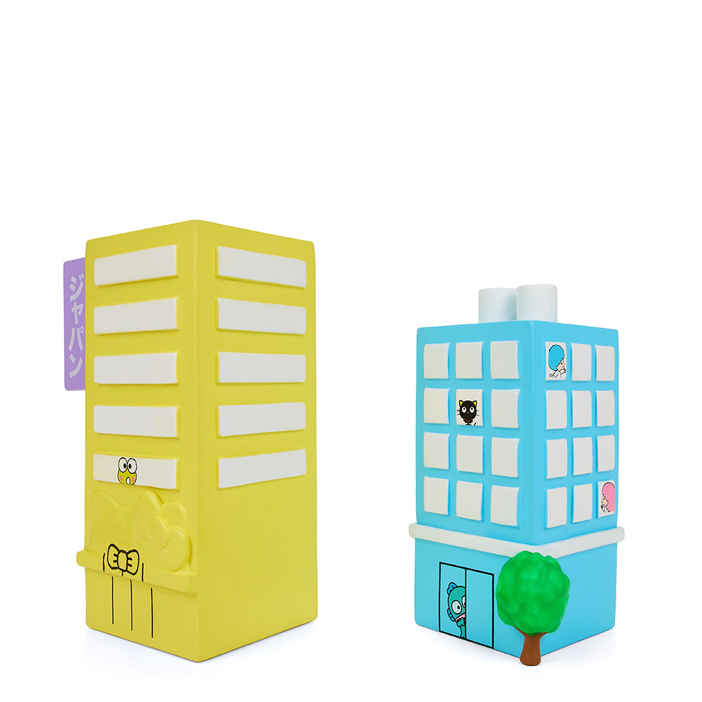 Hello Kitty® Kaiju Cosplay 8