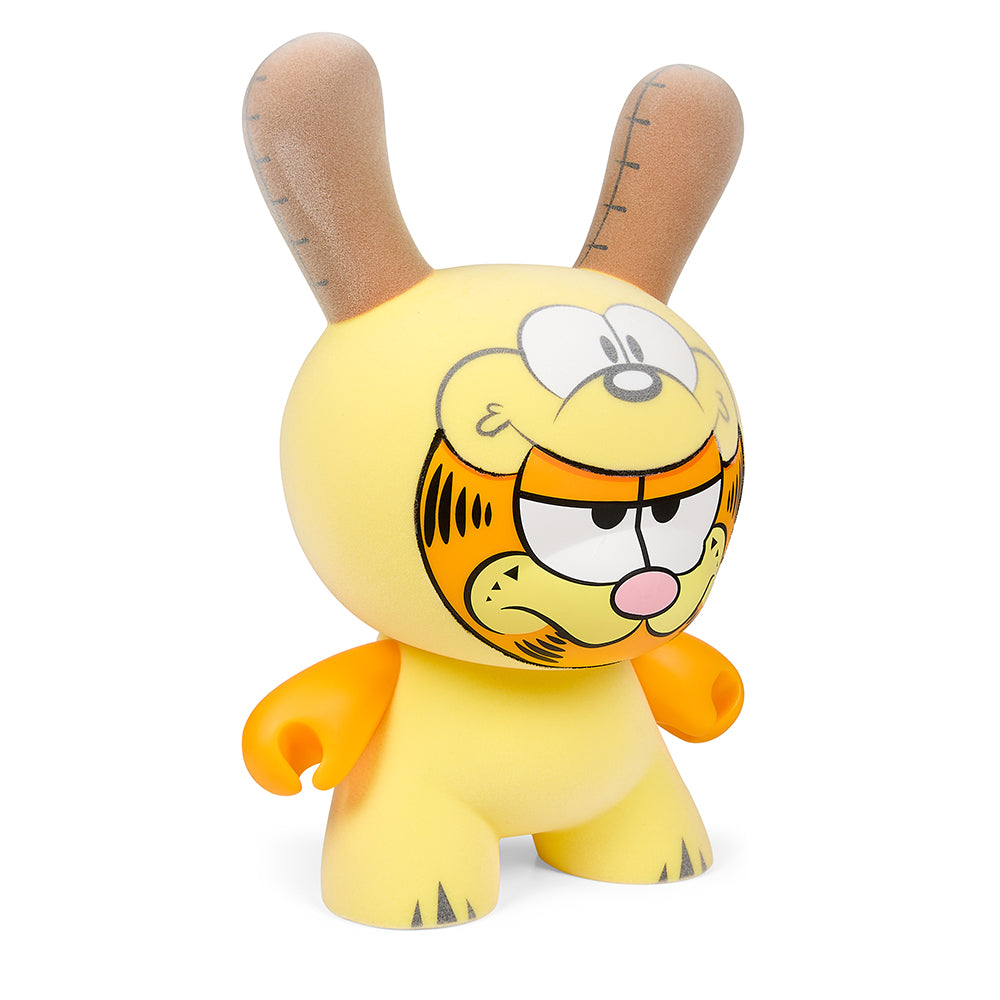 Garfield "El Impostor" 8-inch Dunny art figure by WuzOne, featuring a creative cartoon-style Garfield design.