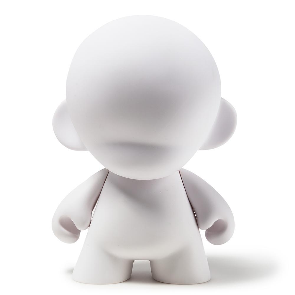 munnyworld-18-mega-munny-blank