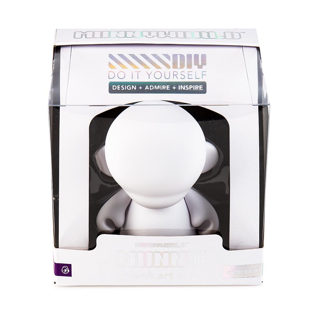 Kidrobot MUNNYWORLD 4-inch blank vinyl art figure, customizable art toy with a simple, blank design for creative decoration.