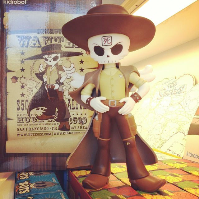 Huck Gee x Kidrobot Skullslinger Art Figure - Blondie Edition - Kidrobot - Shop Designer Art Toys at Kidrobot.com