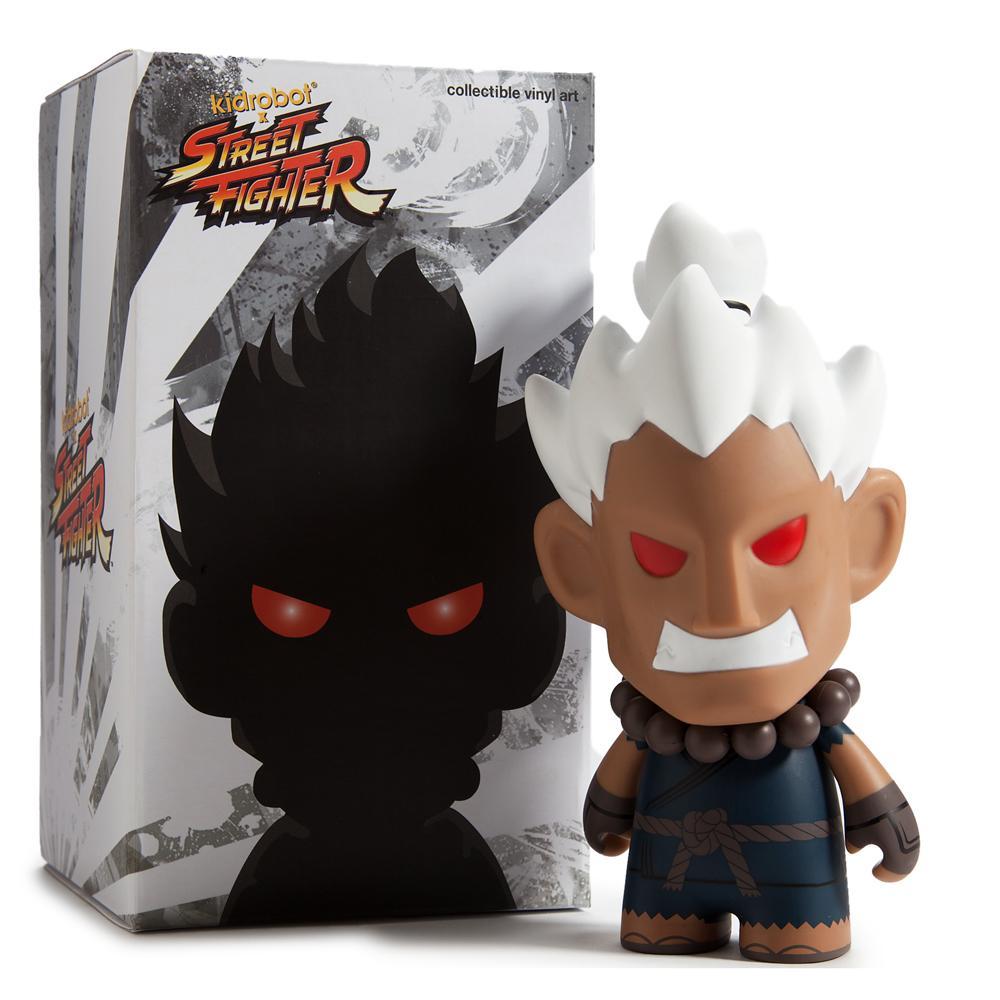 Street Fighter Akuma 7 White Art Figure - Kidrobot